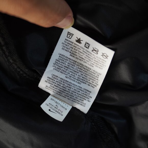 Nike Windbreaker XL - Picture 5 of 10